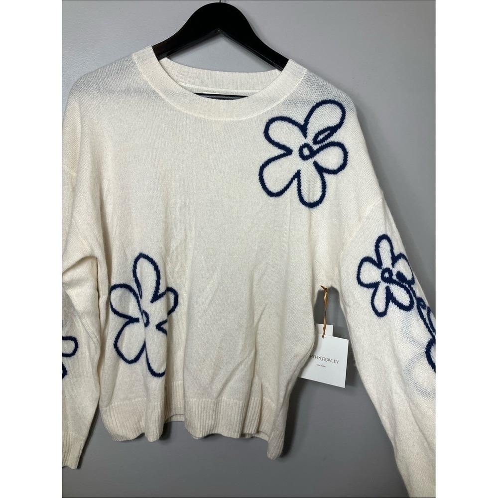 NWT 100% 2-Ply Cashmere Cynthia Rowley Cream Sweater Navy Floral Size XL - Picture 3 of 7